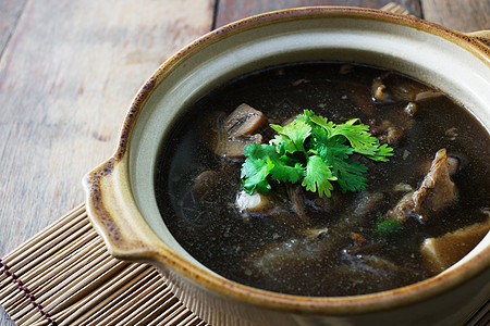 肉骨茶肋骨烹饪肉汤文化草本蔬菜盘子美食砂锅猪肉图片