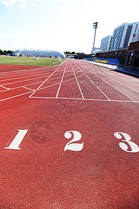 运行路径速度训练短跑天空比赛体育场小路竞赛跑步运动图片
