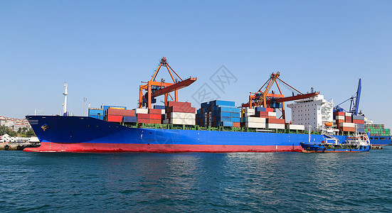 集装箱船舶正在港口装货进口船运货运工业航海海洋卸载货轮出口货物图片