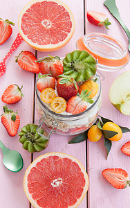 水果粥和酸奶柚子水果早餐食物奇异果乡村营养粉色麦片颜色图片