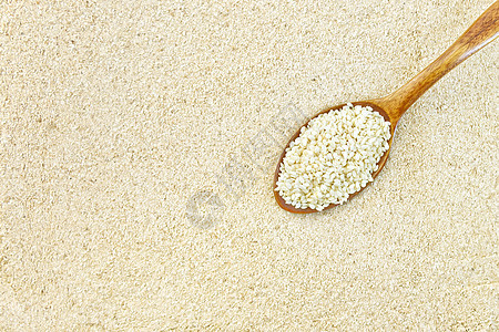 面粉和勺子种子图片