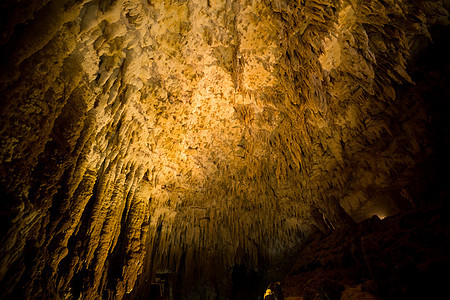 冲绳洞穴内定形物图片