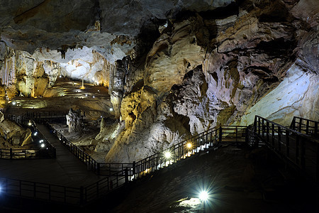 天堂洞穴 Quang Binh 越南旅行 遗产石灰石场景地质学洞穴学石窟旅游国家编队钟乳石石头图片