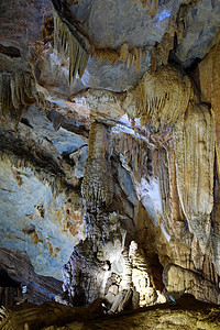 天堂洞穴 Quang Binh 越南旅行 遗产石灰石编队印象洞穴学场景石笋楼梯国家地质学钟乳石图片