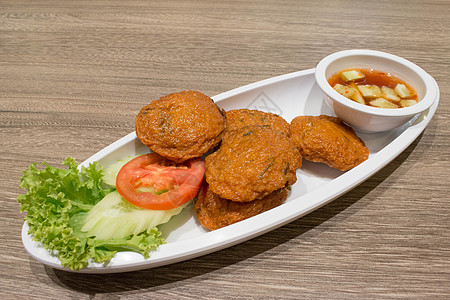 番茄土豆泰国油炸鱼粉球 泰国风格鱼饼辣椒午餐烹饪菜单美食馅饼盘子食物蛋糕沙拉背景