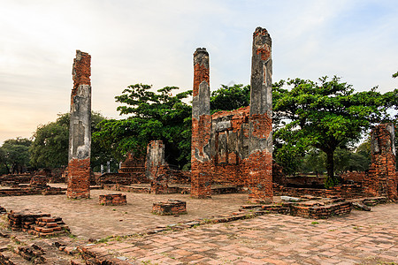 泰国大城府寺小礼拜堂崇拜宝塔地标艺术纪念碑历史佛塔旅游旅行遗产图片