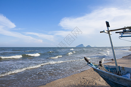 海和风海洋碰撞支撑天空破坏海岸线旅行黄色沉船海岸图片