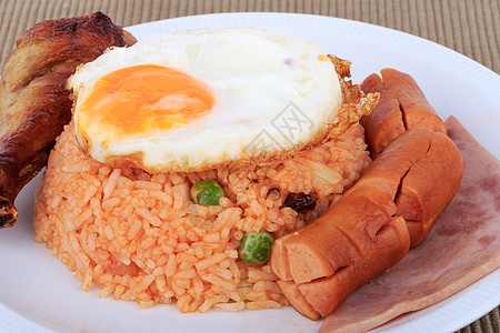 泰国菜 美国风格的早餐 美式炸米饭美食菜单葡萄干午餐食物餐厅火腿盘子文化香料图片