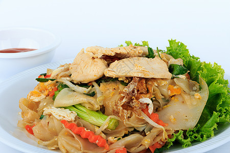大米面条炸鸡 泰国街食品洋葱白色胡椒餐厅辣椒美食国际绿色食物盘子图片