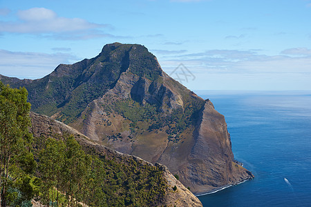 鲁滨逊克鲁索岛传奇支撑火山森林海岸爬坡绿色林地海洋图片