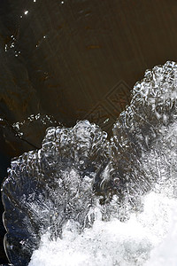 冰水流流动季节冻结宝藏火花海浪蓝色折射水晶美丽图片