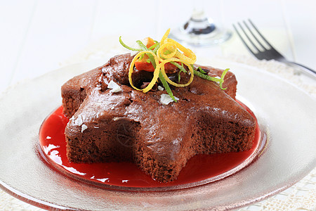 姜饼蛋糕棕色食物星星覆盆子小吃巧克力甜点水果蛋糕红色图片