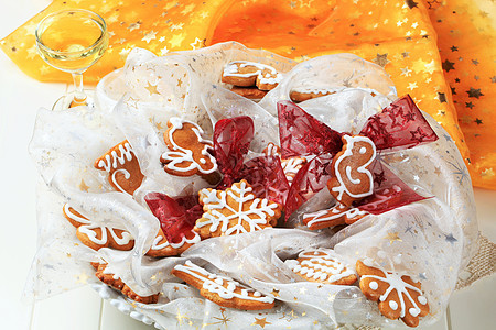 姜饼饼干红色食物糕点甜点饼干织物白色糖果丝带橙子图片