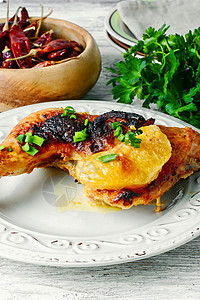 炸鸡大腿洋葱健康鸡腿炙烤家禽香料棕色菜单烧烤营养图片