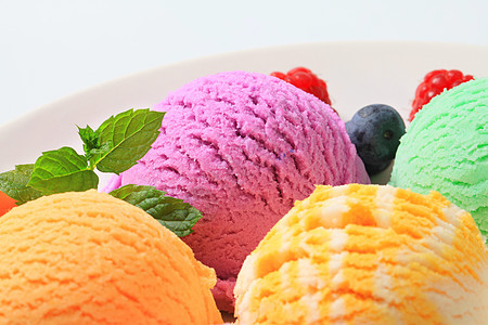 各种冰淇淋黄色冰冻紫色奶油橙子口味薄荷绿茶团体酸奶图片