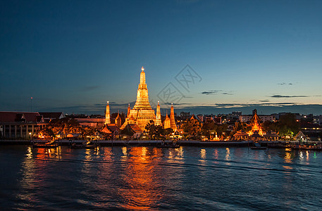 Wat Arun 网日落景观旅游场景河岸建筑学历史宝塔城市佛塔图片