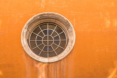意大利罗马一栋房子的橙色外表旅行街道遗产历史游客首都观光吸引力古董假期图片