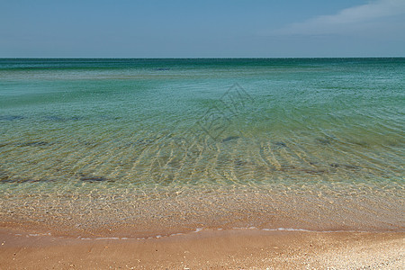 有绿绿水的热带热带海滩天堂旅行晴天海浪海景假期地平线天空海洋阳光图片