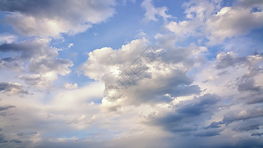 美丽的多云天空背景天堂黄色天气蓝色日落橙子白色阳光自由图片