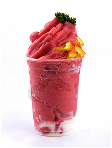 草莓冰雪橙子水果覆盆子营养活力红色酸奶饮料玻璃白色图片