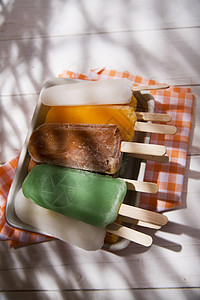 冰冰果味道糖果橙子薄荷茶点白色冻结食物冰淇淋黄色图片