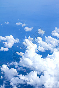 蓝天云云 从飞机上寻找地平线云景白色多云蓝色旅行季节天堂空气窗户图片