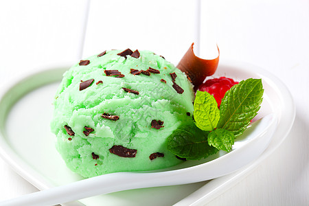薄巧克力薯冰淇淋开心果绿茶食物冰冻薄荷覆盆子酸奶味道甜点配料图片