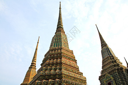 在泰国曼谷的Wat Pho 真实的泰国建筑寺庙遗产旅游历史建筑学宝塔宗教佛塔旅行地标图片