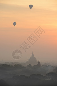 气球以 bagan 装在气球中建筑学宝塔旅行神社寺庙地标宗教佛塔旅游文化图片