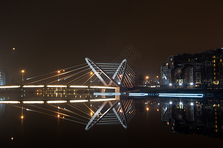 拉扎列夫斯基桥 夜幕风景 从海边拉扎雷夫海军上将图片