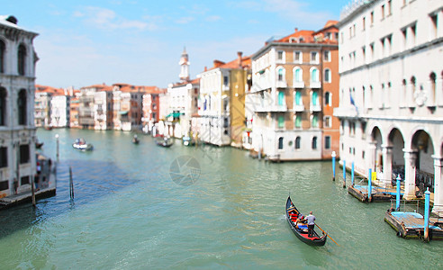 威尼斯贡多拉游客旅游船夫城市倾斜旅行缆车交通运输运河图片