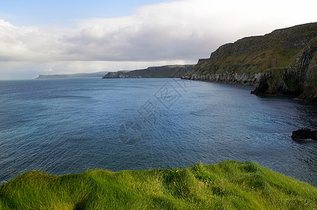 喀瑞克雷德蓝色绿色风景海洋支撑旅游海岸绳索海景悬崖图片