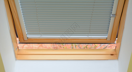 屋顶窗口房间建筑铝质技术通风百叶窗空气窗户遮阳帘图片