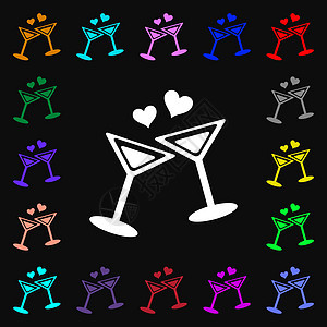 在带有心图标标志的玻璃杯中的鸡尾酒 您设计的很多彩色符号 韦克托图片