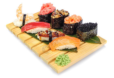 竹板上的寿司卷鳗鱼木板寿司美食海鲜竹子套餐团体海苔食物图片