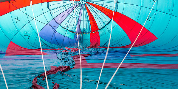 热气球飞艇闲暇蓝色航班空气天空漂浮运动乐趣飞机图片