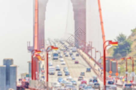 在美国旧金山金门大桥背景不专注的背景海岸建筑学交通地标电缆城市景观全景旅行蓝色图片