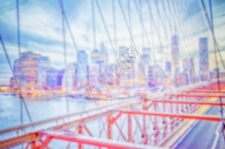 来自美国布鲁克林大桥的曼哈顿视图背景图片