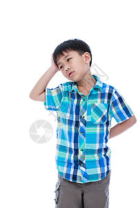 7岁有吸引力的男孩在思考表达中被孤立冥想青年童年男生沉思孩子好奇心智慧概念困惑图片
