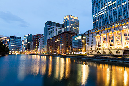 东京市夜间办公室旅行天际蓝色城市建筑建筑物首都景观商业图片