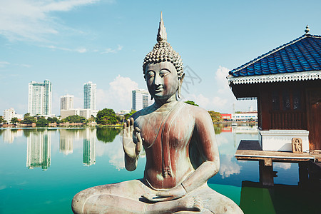 科伦坡布希斯寺庙雕塑市中心天际地标城市旅行天空宗教自由雕像图片