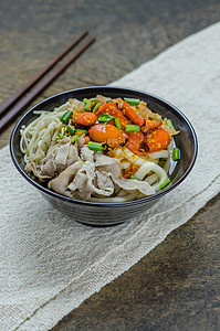 韩国热辣辣辣酱面蔬菜白色美食料理食物香料面条海鲜洋葱芝麻图片