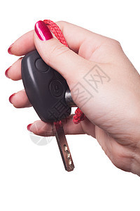 紧贴手持白色车钥匙红色成人汽车发动机黑色测试女性女士车辆控制图片