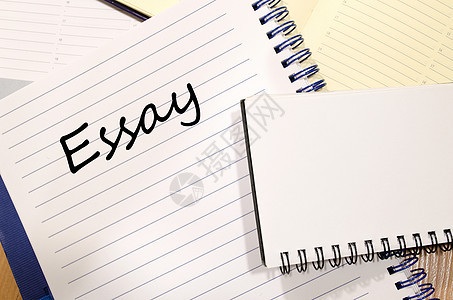 笔记本上写作短文考试家庭作业桌子班级笔记文章编辑大学语法图片