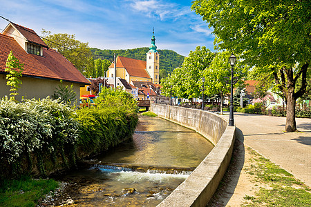 绿色城镇Samobor风景图片