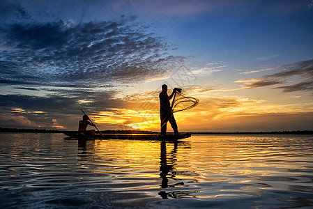 泰国农民食物传统旅行木头钓鱼反射热带日落旅游图片