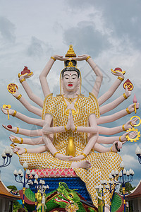 大佛区雕像艺术文化建筑学寺庙地标蓝色宗教天空金子历史图片