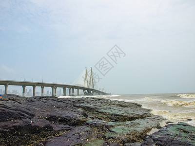 班德拉沃里海连结 正式称为拉吉夫甘地工程波浪岩石游客天空旅游不动产基础设施地标电缆图片