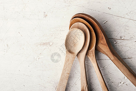 木制勺子家庭桌子美食餐具厨房水平餐厅厨具家具白色图片