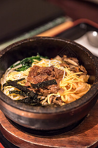 Bibimbimpa加热石碗餐厅烹饪石头牛肉饮食萝卜蔬菜盘子午餐拌饭图片